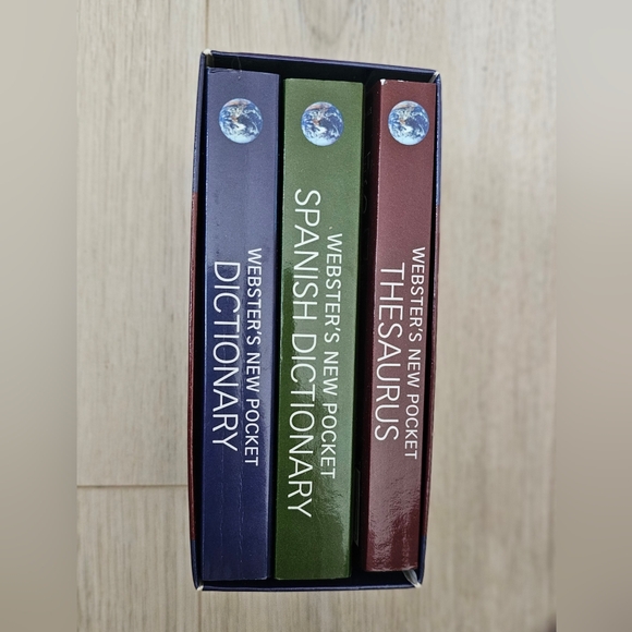 Webster's New Desk Reference Set - Picture 2 of 5